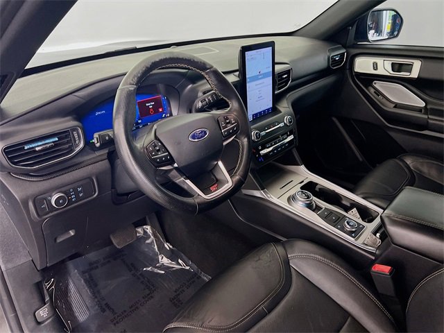 Used 2020 Ford Explorer ST w/ ST Street Pack image 10