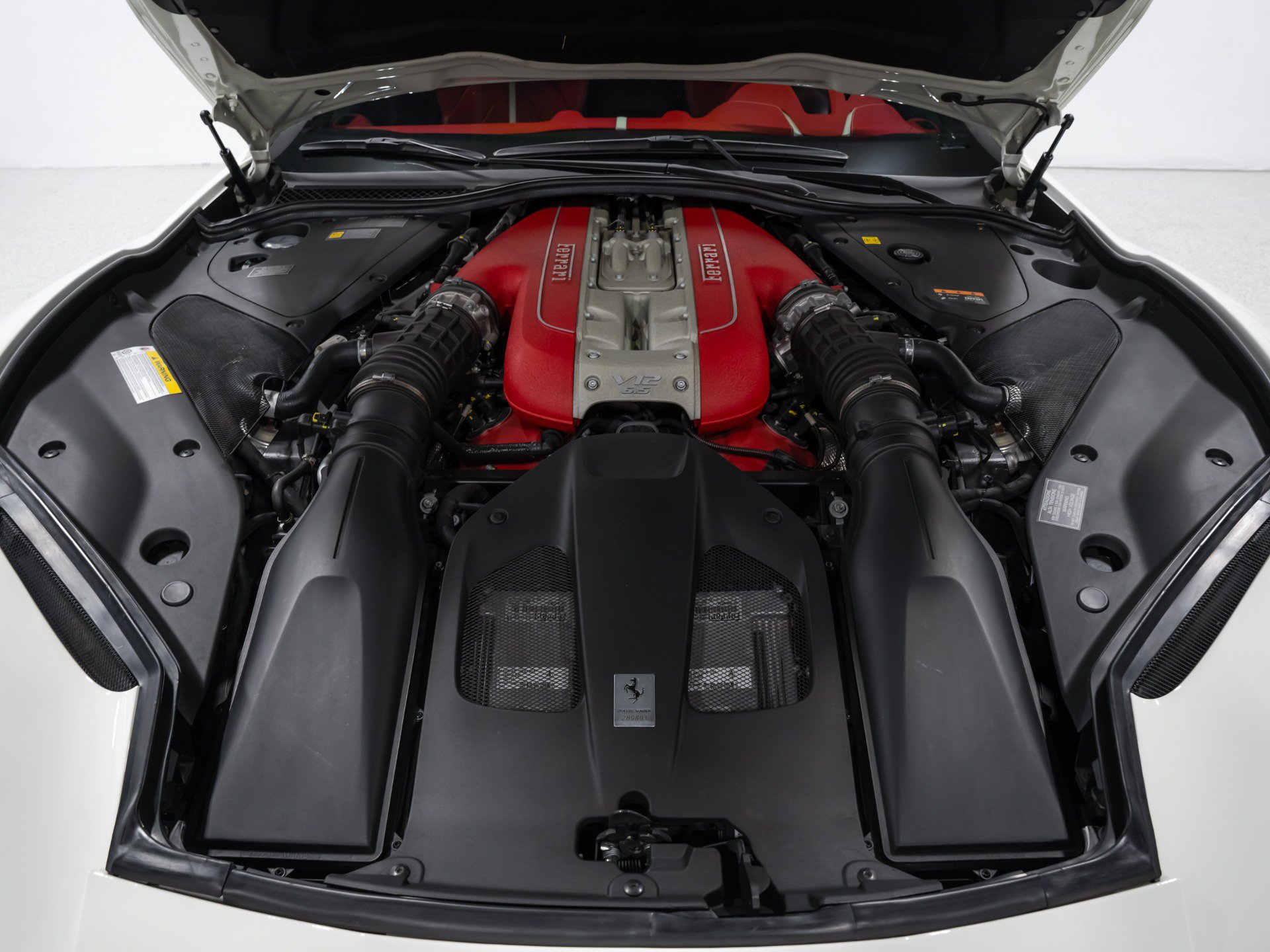 Used 2023 Ferrari 812 GTS RWD image 86