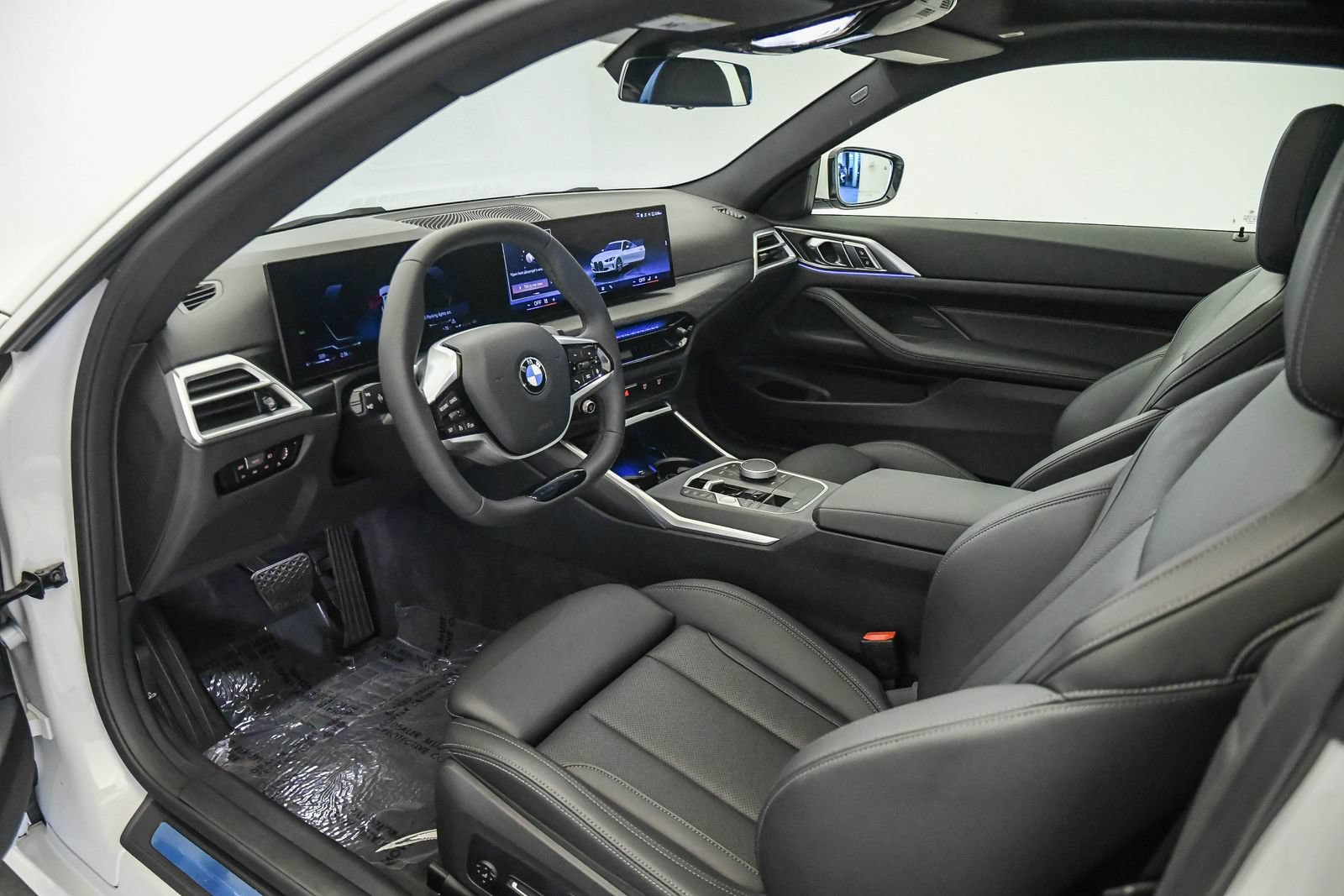Used 2026 BMW 430i Coupe w/ Parking Assistance Package RWD image 16
