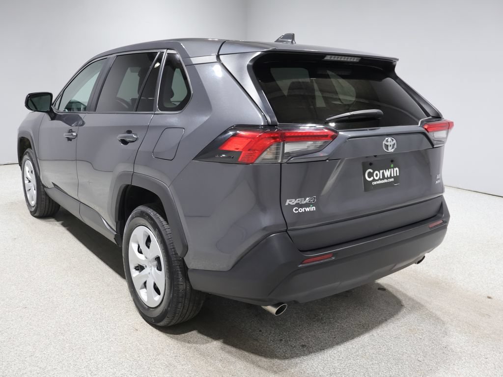 Used 2025 Toyota RAV4 LE AWD/4WD image 6