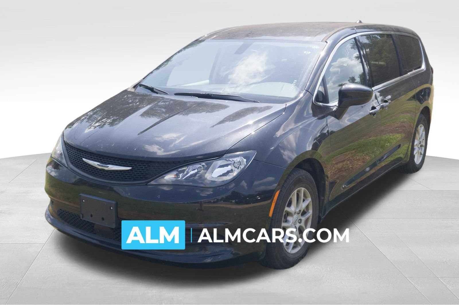 Used 2022 Chrysler Voyager LX