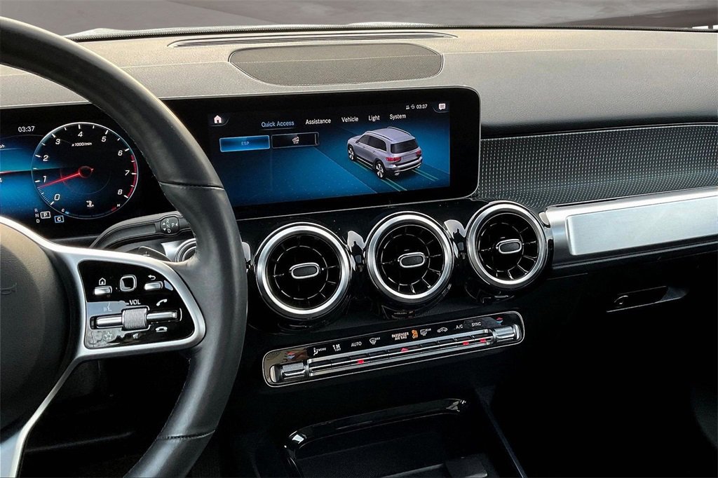 Used 2021 Mercedes-Benz GLB 250 GLB 250 image 9