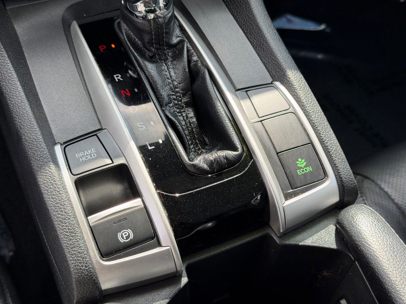 Used 2020 Honda Civic EX-L image 24