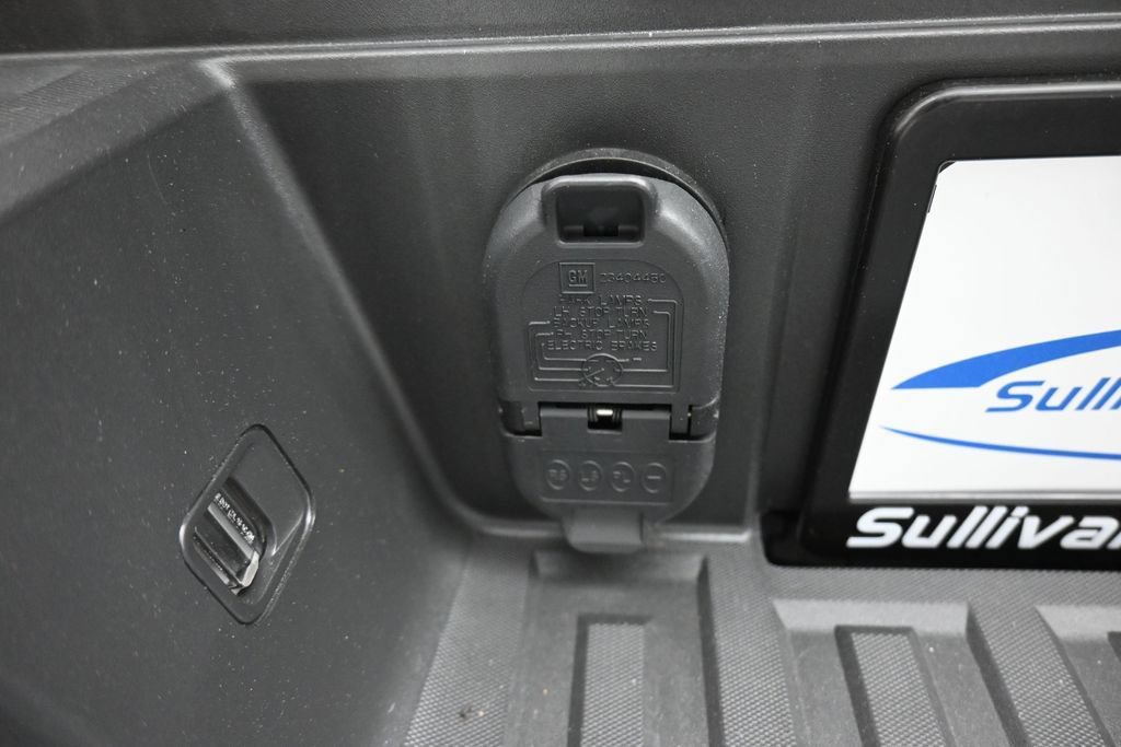 Used 2018 Chevrolet Silverado 2500 LTZ w/ LTZ Plus Package AWD/4WD image 46