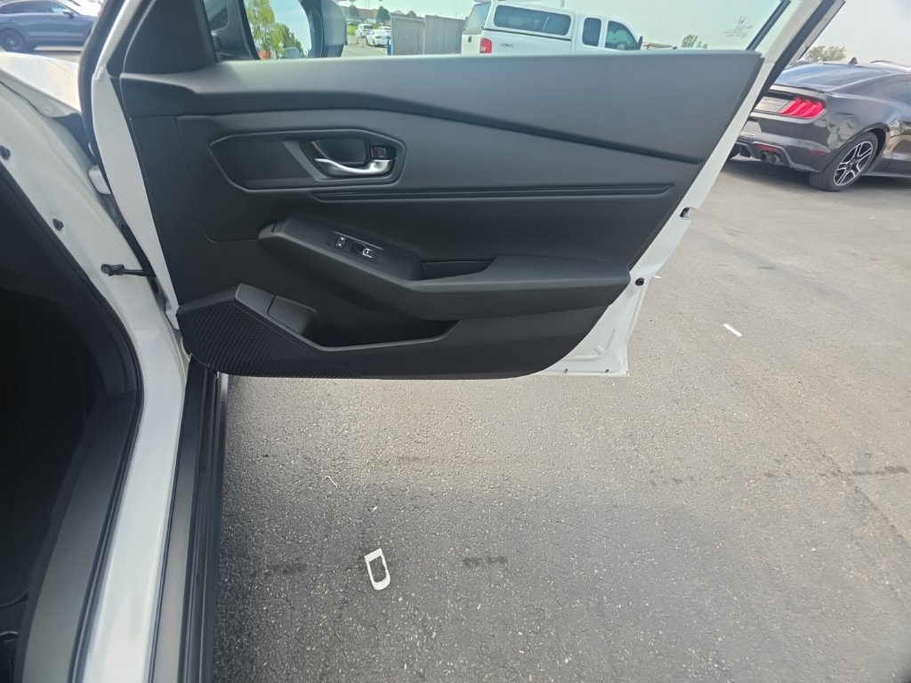 Certified 2025 Honda Accord SE image 31