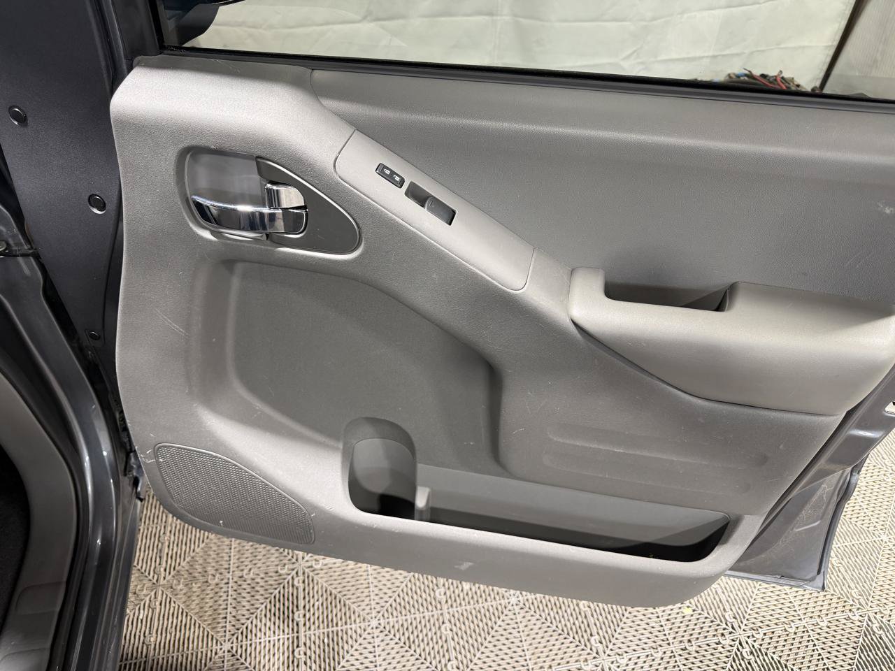 Used 2019 Nissan Frontier SV AWD/4WD image 13