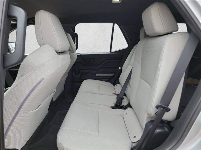 Used 2026 Toyota 4Runner SR5 AWD/4WD image 11
