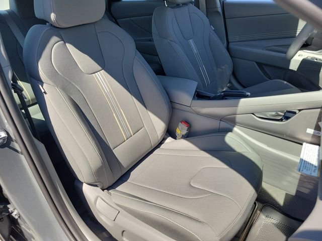 New 2026 Hyundai Elantra Sport image 17