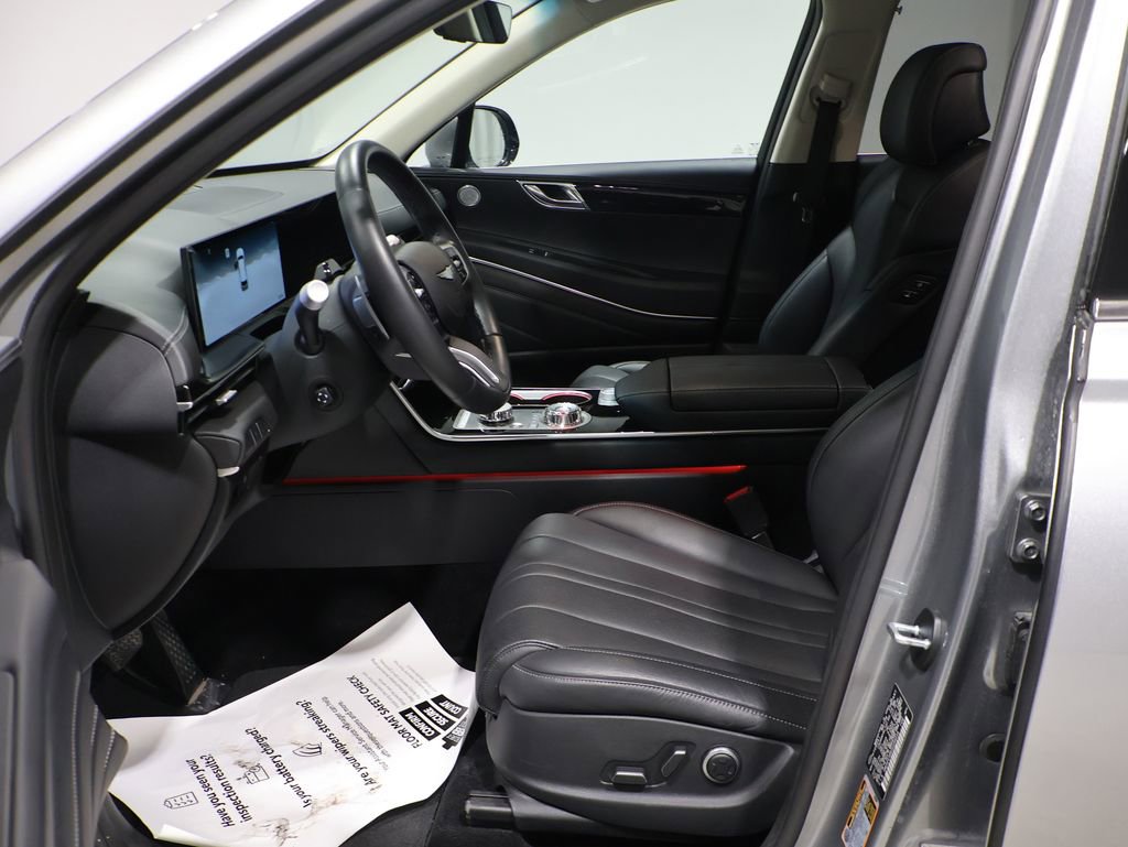 Used 2025 Genesis GV80 2.5T Standard image 9