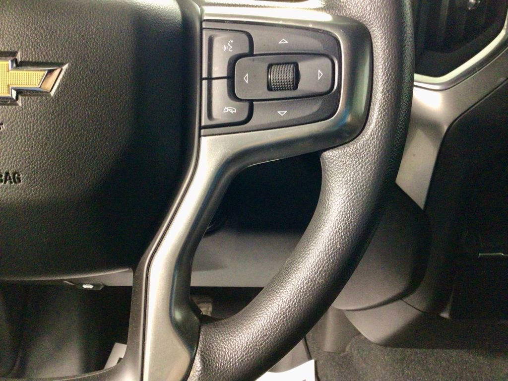 Used 2020 Chevrolet Silverado 1500 LT image 22