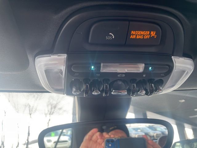 Used 2023 MINI Cooper S w/ Signature Upholstery Package image 27