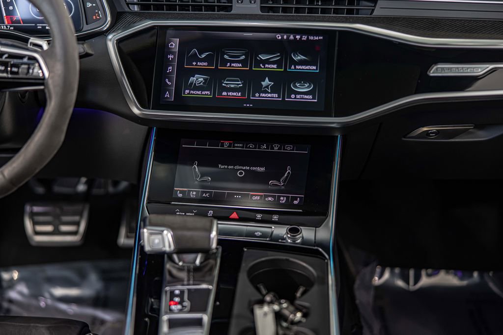 Used 2022 Audi RS 7 Sportback w/ RS 7 Executive Package image 39