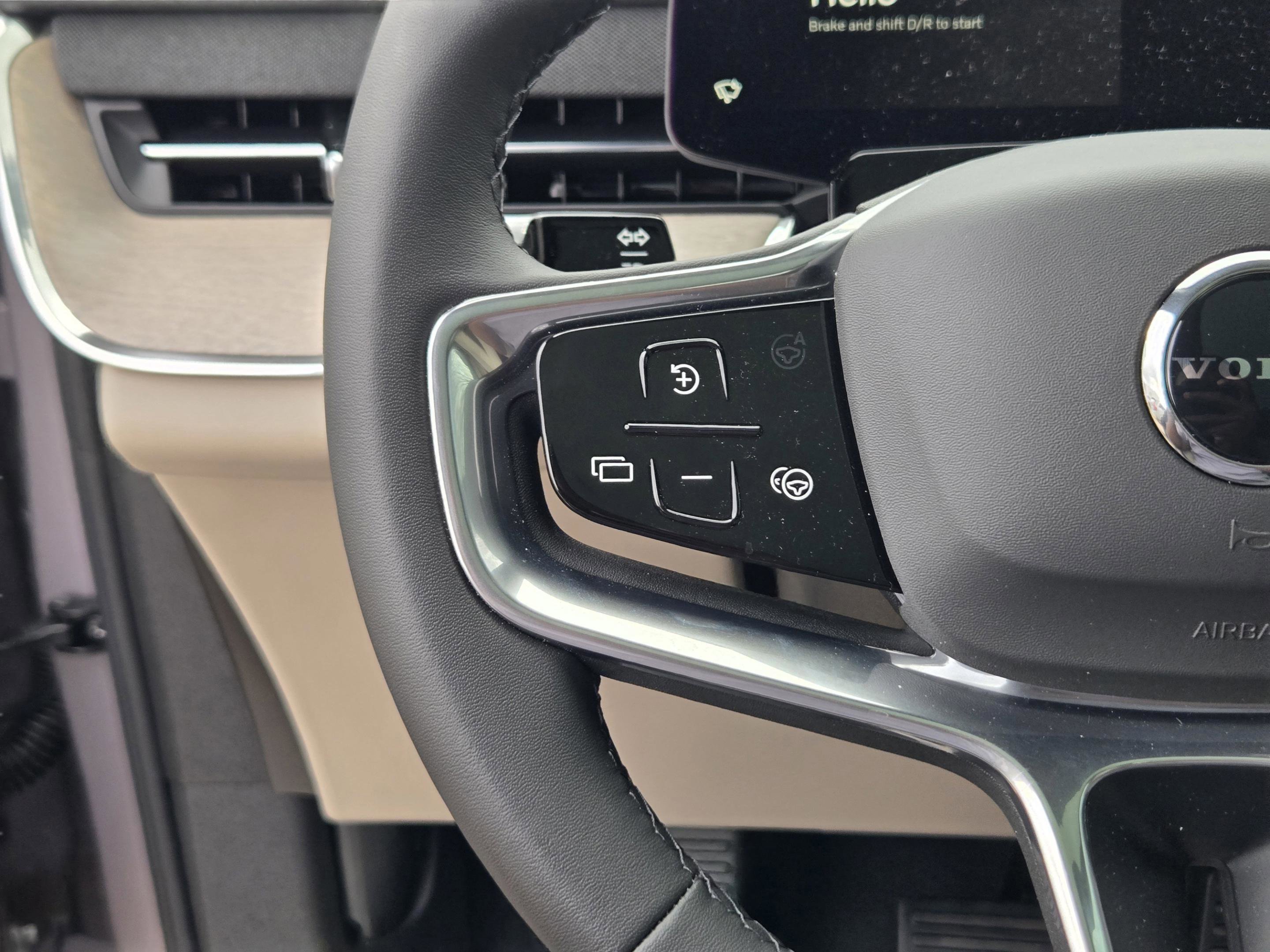 New 2026 Volvo EX90 Plus image 24