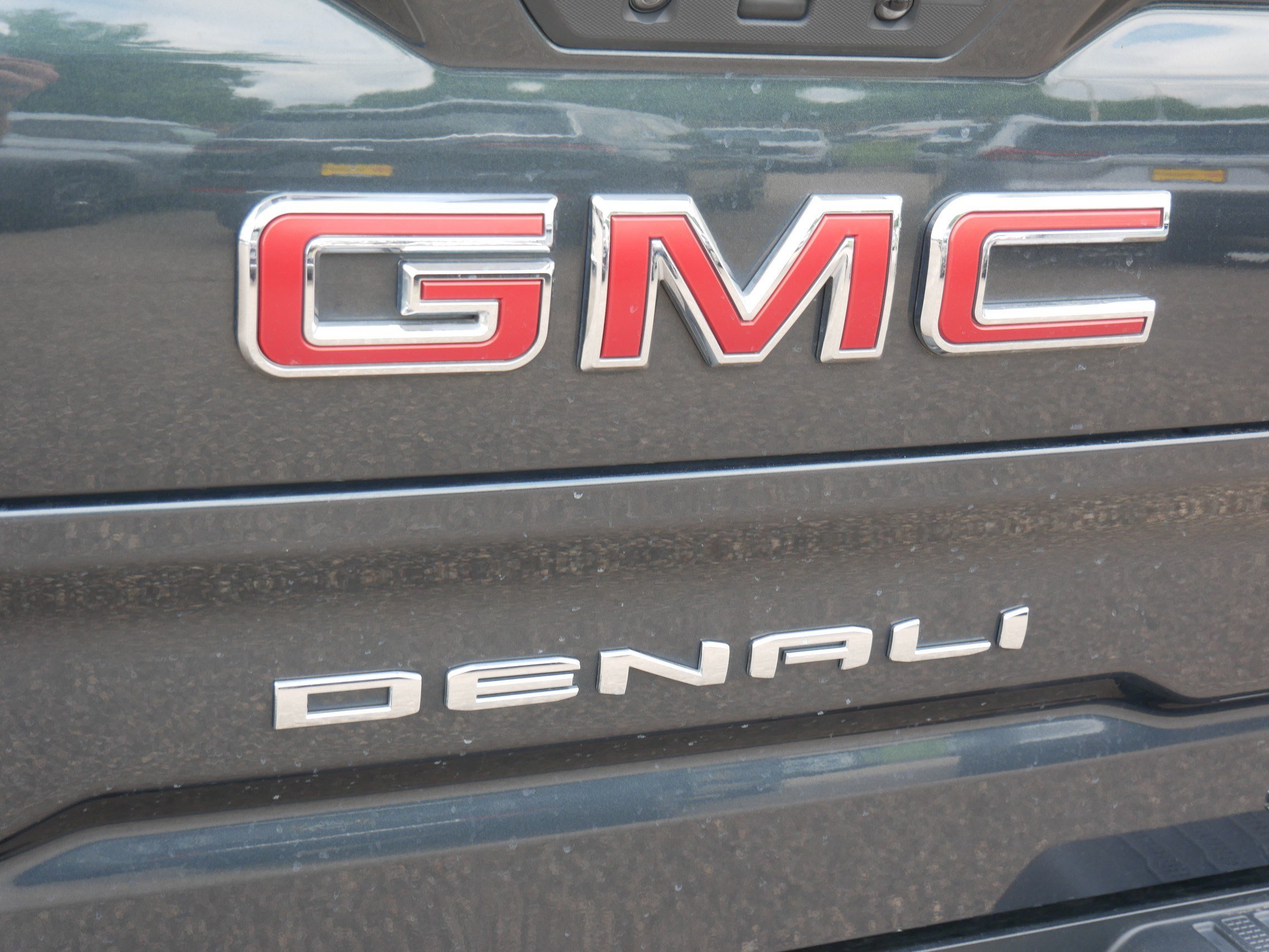 Used 2021 GMC Sierra 1500 Denali w/ Denali Ultimate Package AWD/4WD image 18