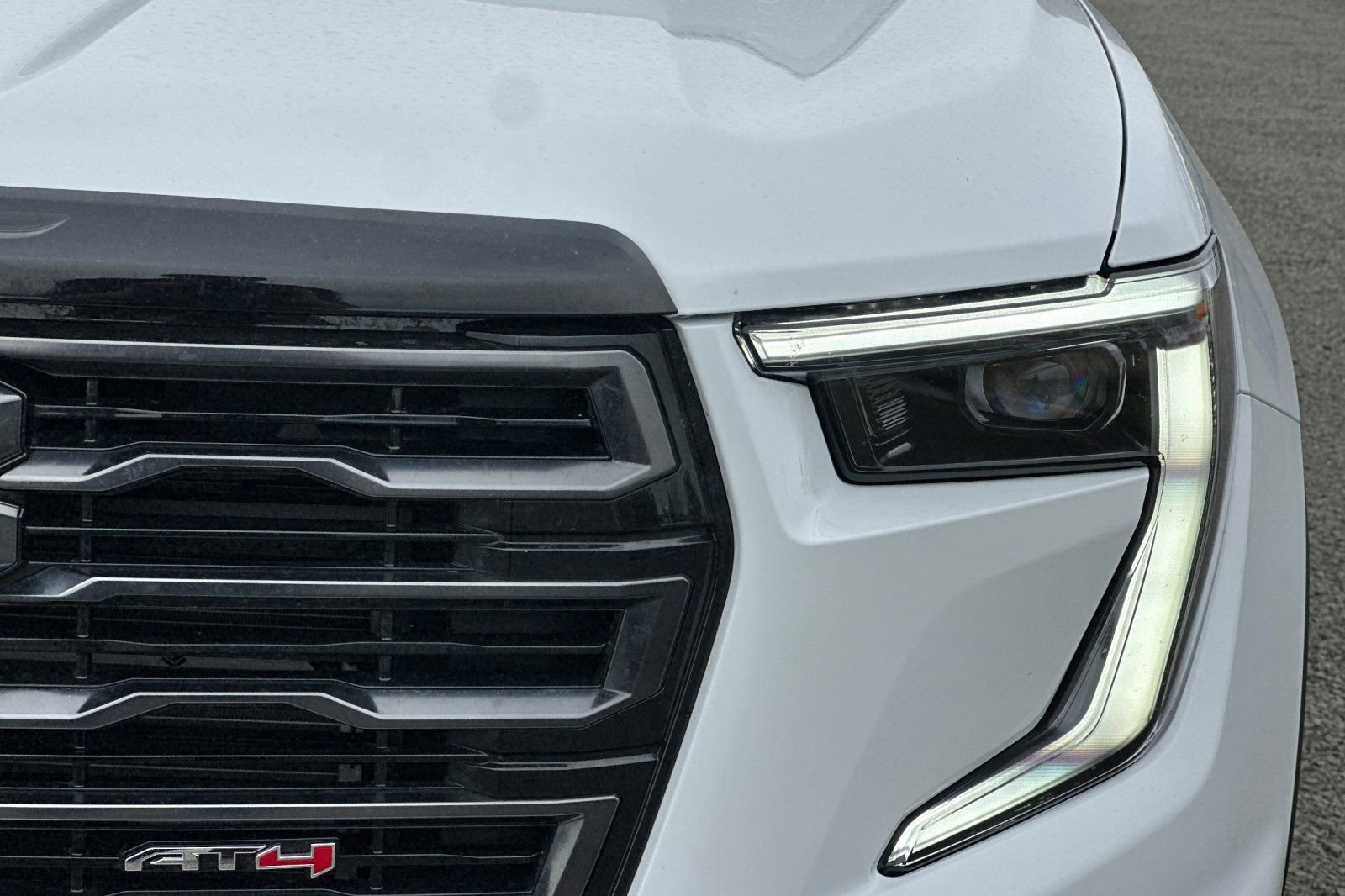 Used 2025 GMC Acadia AT4 w/ LPO, Floor Liner Package image 50