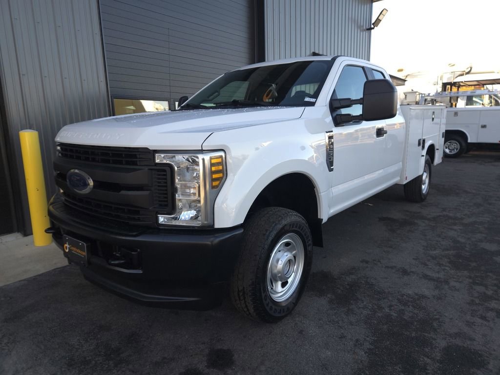 Used 2019 Ford F250 XL w/ Snow Plow Prep Package image 2