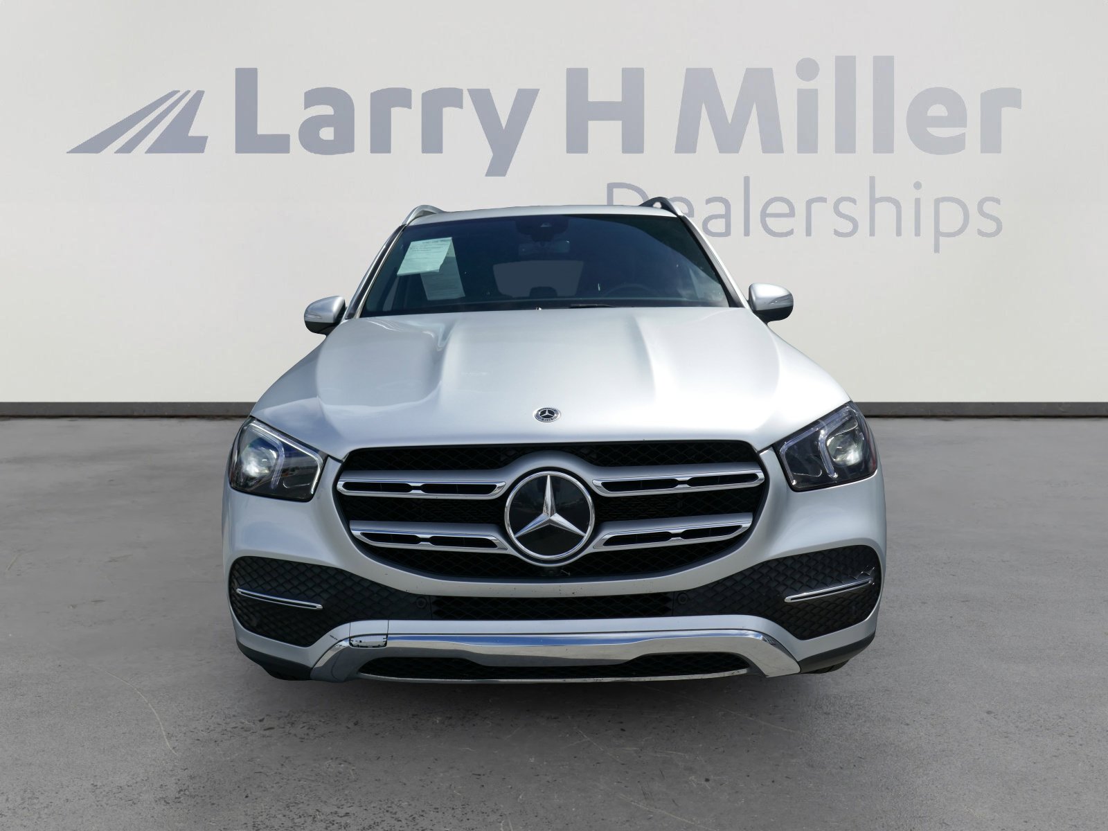 Used 2021 Mercedes-Benz GLE 350 4MATIC image 3