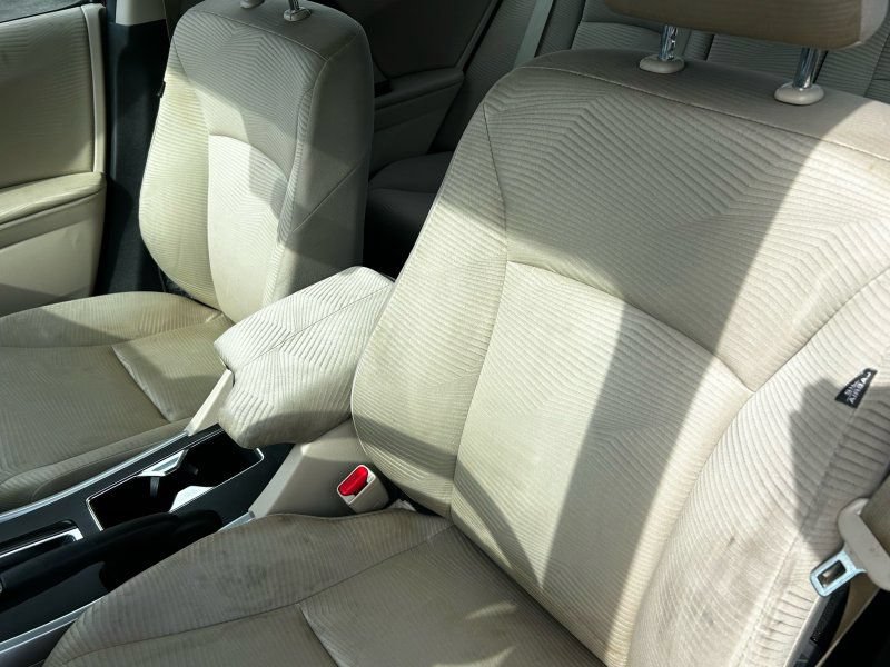Used 2015 Honda Accord LX image 9