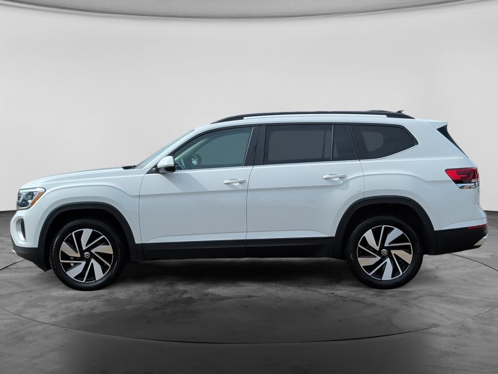 Used 2025 Volkswagen Atlas SE AWD/4WD image 4