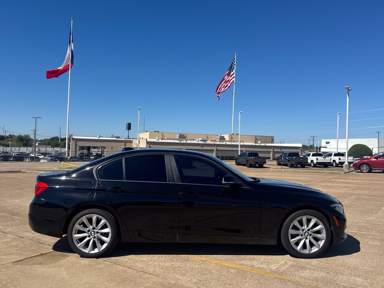 Used 2018 BMW 320i xDrive Sedan AWD/4WD image 29