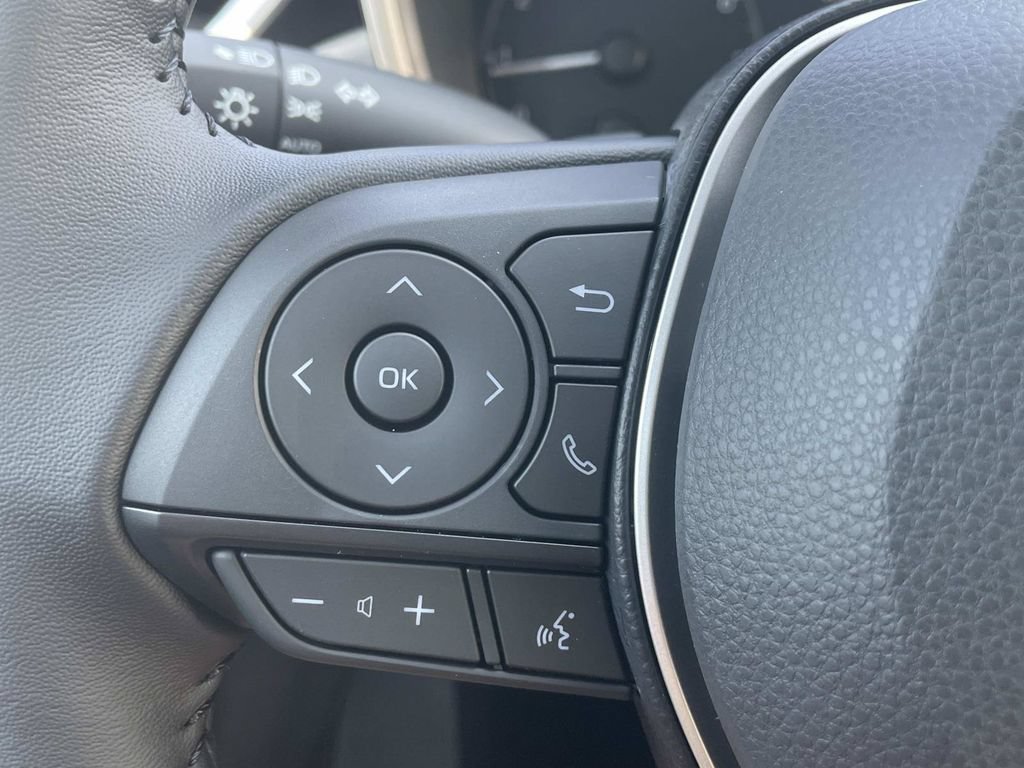New 2026 Toyota Corolla SE FWD image 30