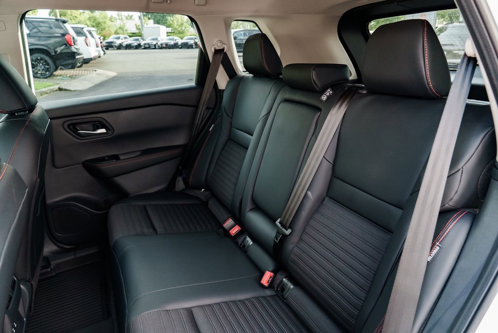 New 2026 Nissan Rogue Rock Creek image 23