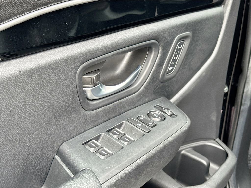 Used 2024 Honda Pilot EX-L image 17