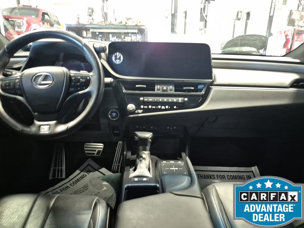 Used 2022 Lexus ES 300h F Sport FWD image 32