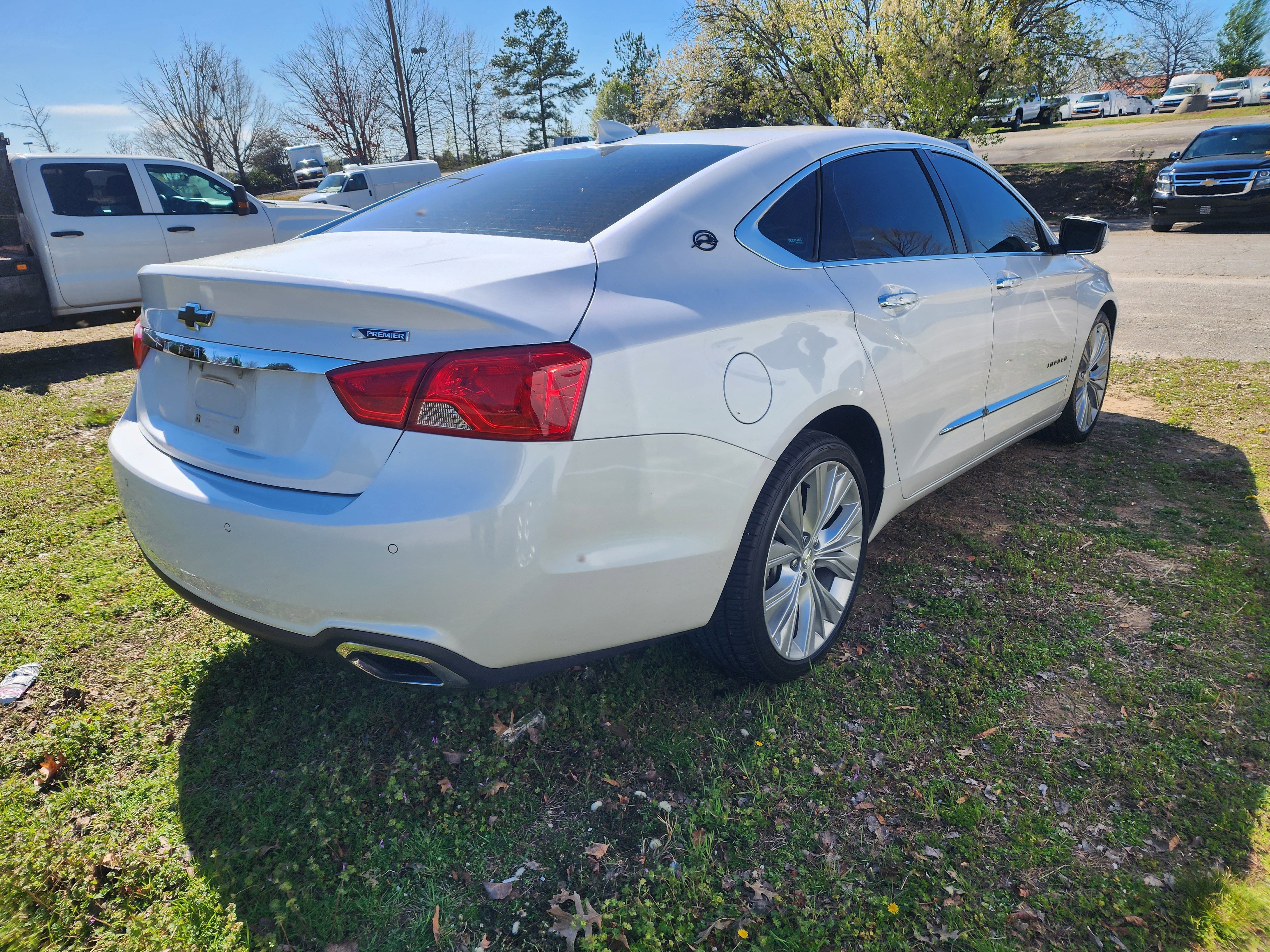 Used 2019 Chevrolet Impala Premier w/ Premier Confidence Package image 8