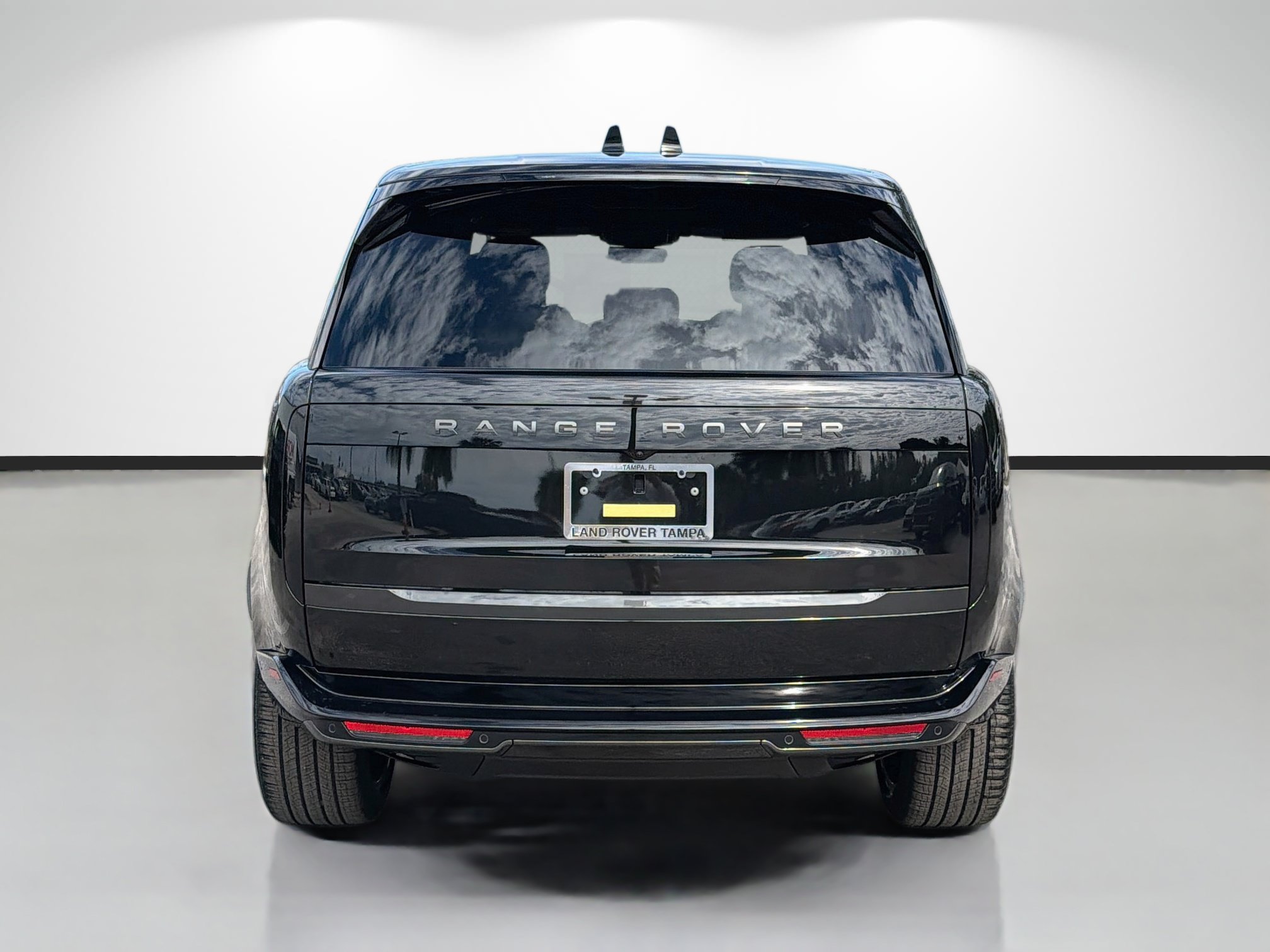 New 2027 Land Rover Range Rover SE AWD/4WD image 4