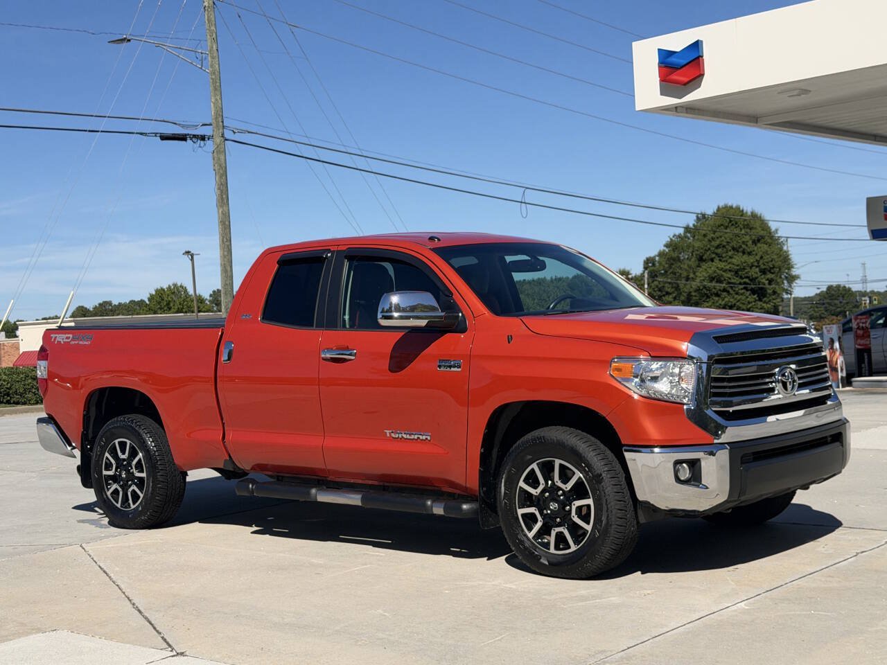 Used 2016 Toyota Tundra SR5 w/ TRD Off Road Package AWD/4WD image 3