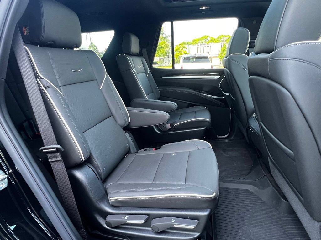 New 2026 Cadillac Escalade Luxury w/ Touring Package AWD/4WD image 26