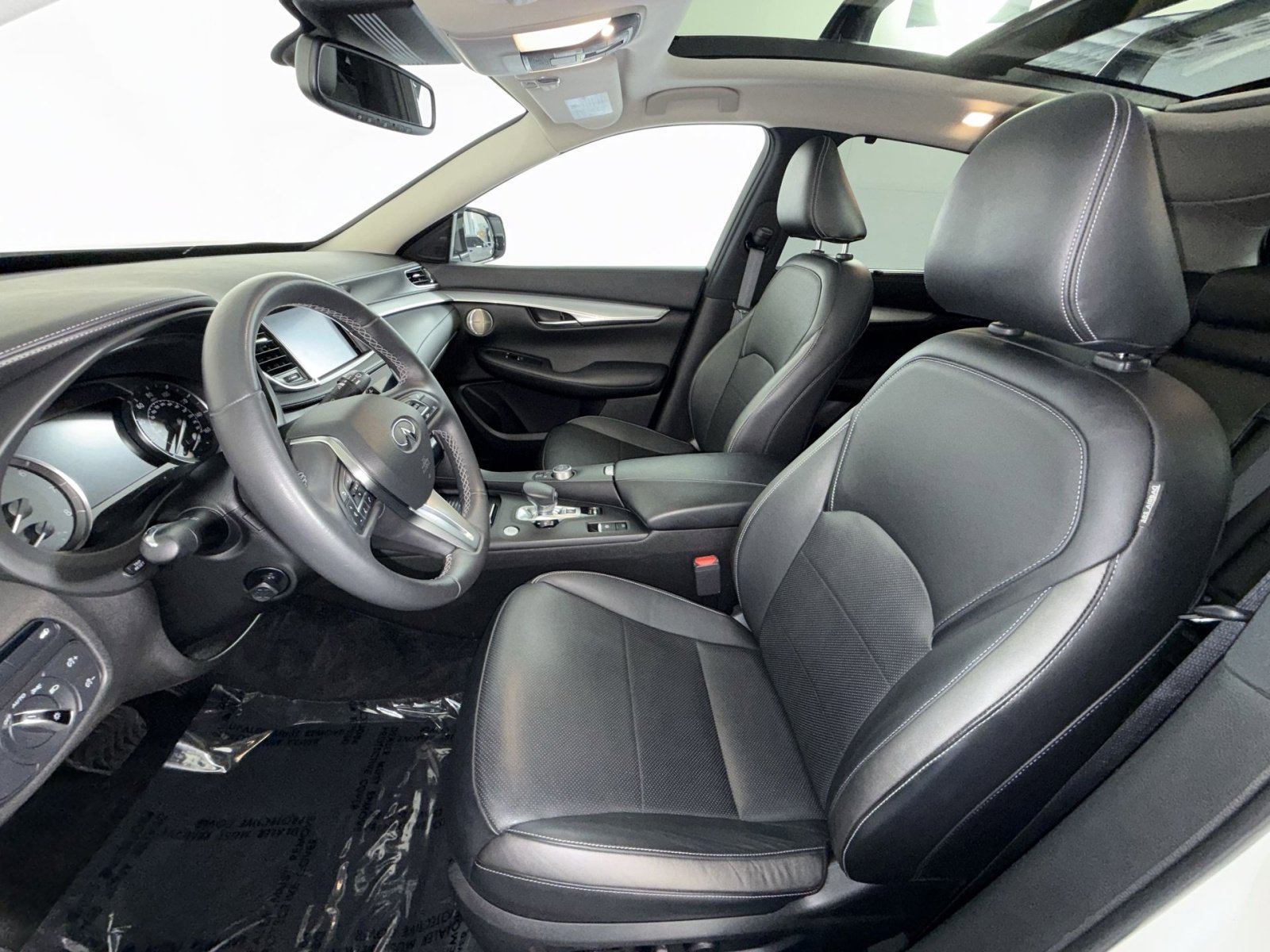 Used 2020 INFINITI QX50 Sensory w/ Climate Package AWD/4WD image 13