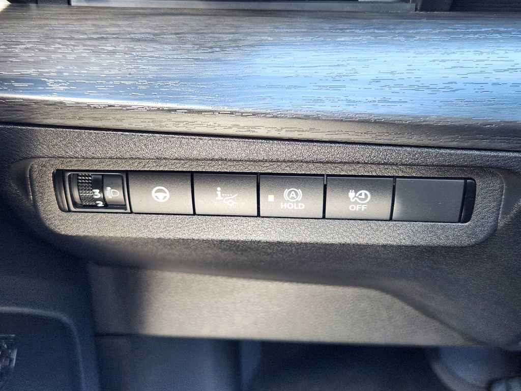 Used 2023 Nissan Ariya AWD image 19