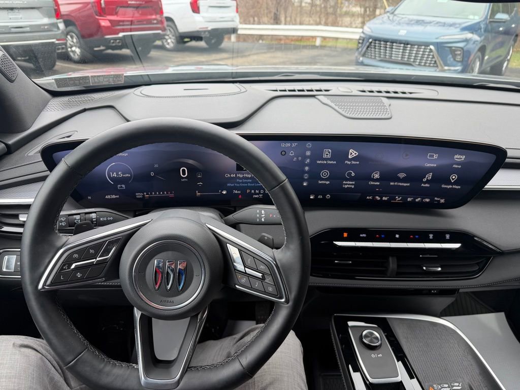 Used 2025 Buick Enclave Sport Touring w/ LPO, All-Weather Package image 33