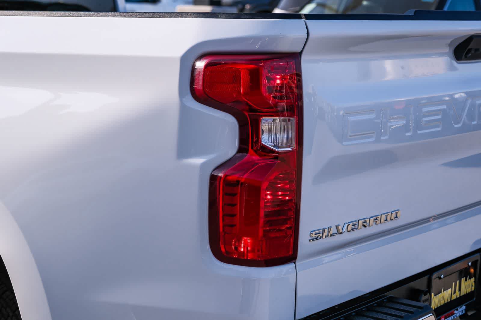 Used 2025 Chevrolet Silverado 1500 LT RWD image 7