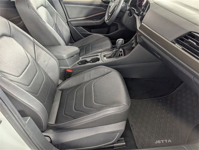 Used 2021 Volkswagen Jetta SEL Premium image 31