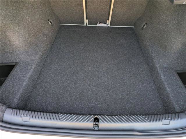 Certified 2025 BMW 530i image 6