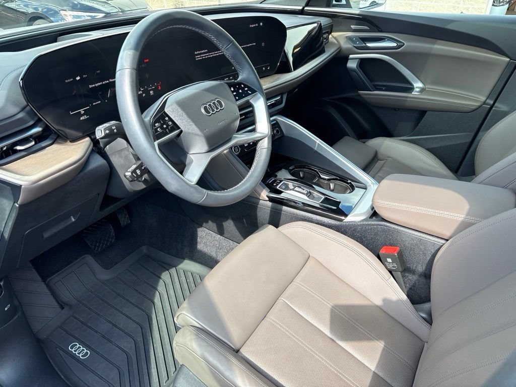 Used 2025 Audi Q5 Premium Plus AWD/4WD image 6