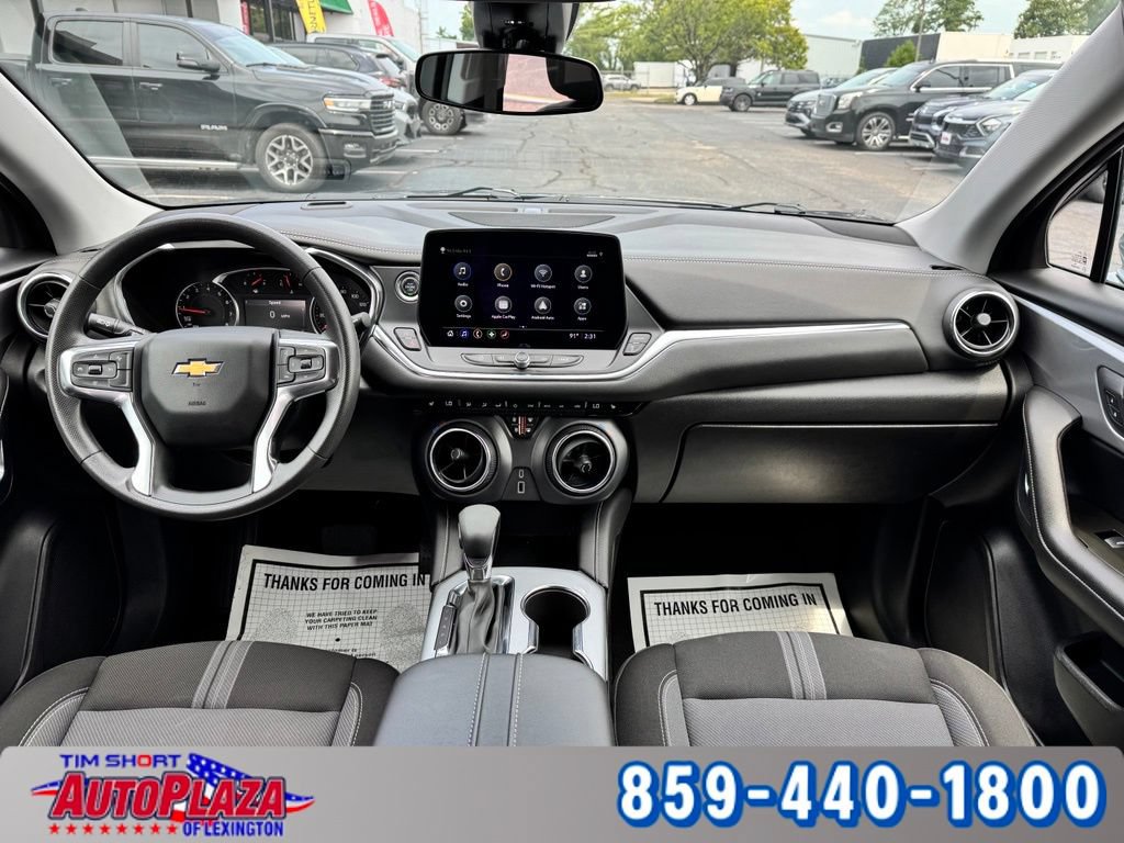 Used 2025 Chevrolet Blazer LT AWD/4WD image 32