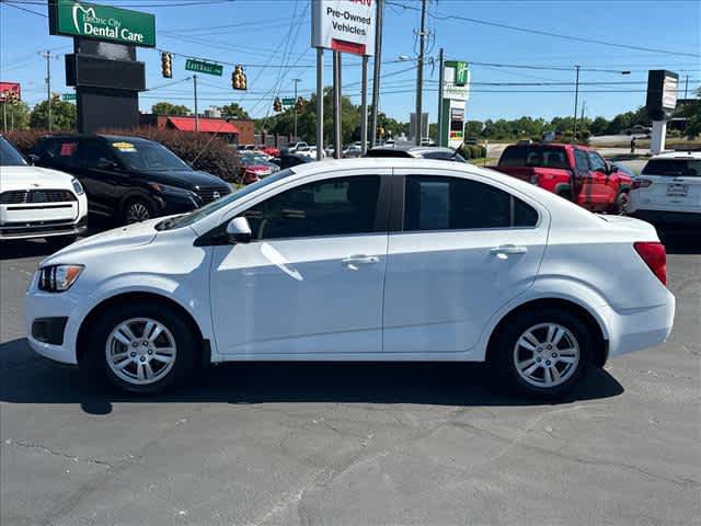 Used 2013 Chevrolet Sonic LT FWD image 6
