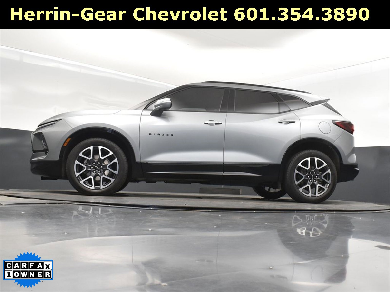 Used 2024 Chevrolet Blazer RS w/ Driver Confidence II Package image 40