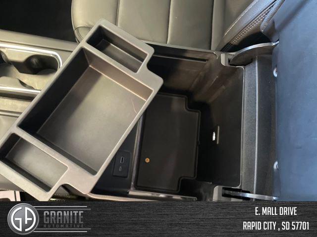 Used 2024 GMC Sierra 3500 Denali w/ Denali Reserve Package image 24