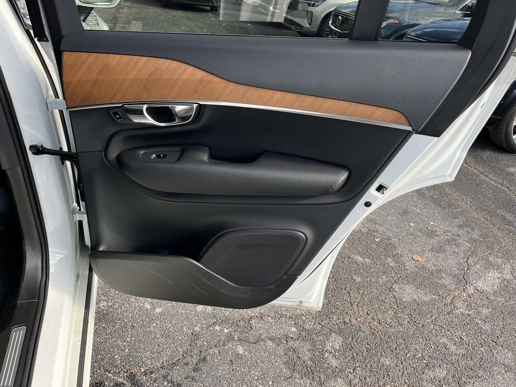 Used 2025 Volvo XC90 T8 Core w/ Protection Package Premier image 20