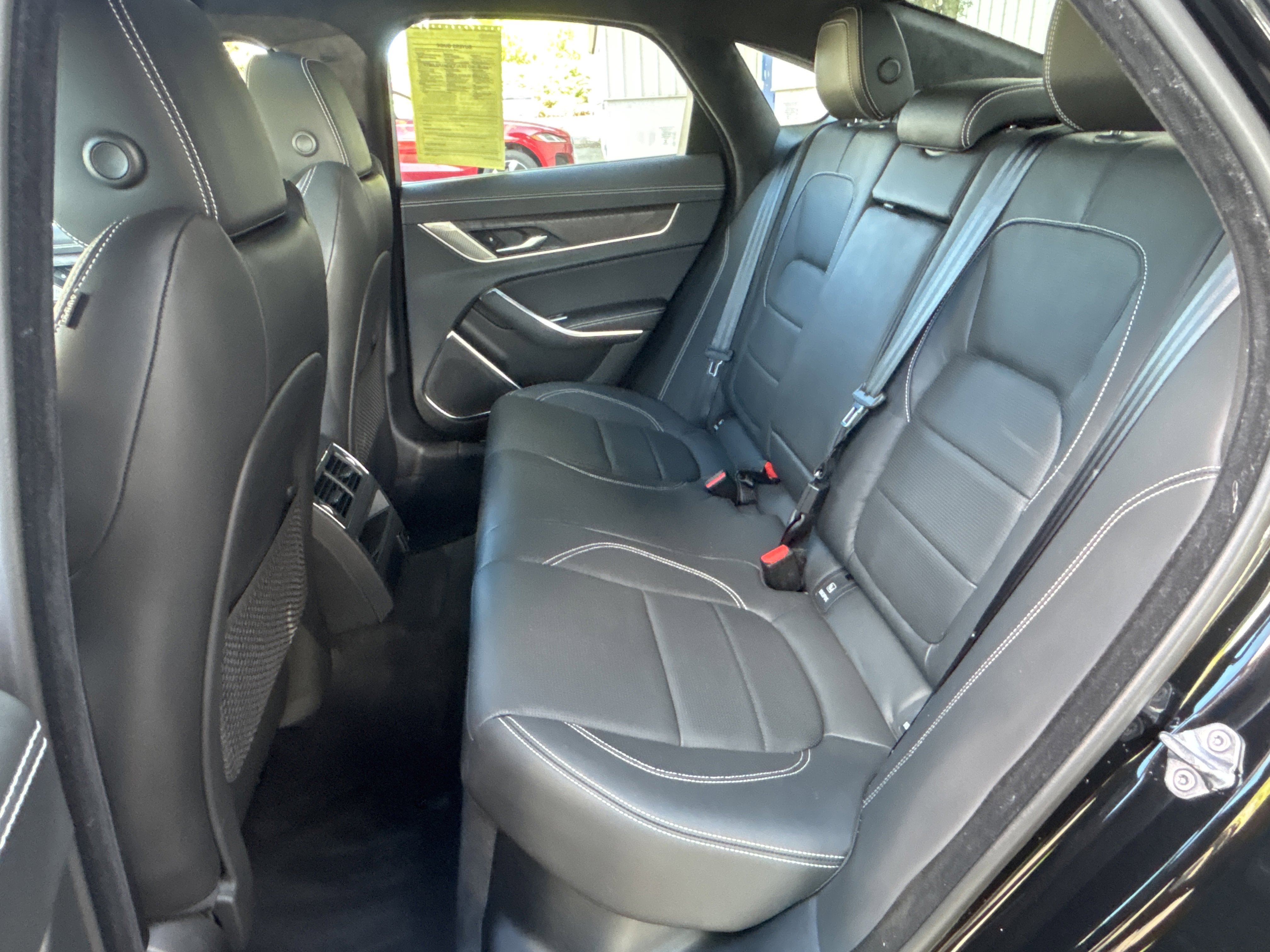 Used 2022 Jaguar XF R-Dynamic SE AWD/4WD image 25
