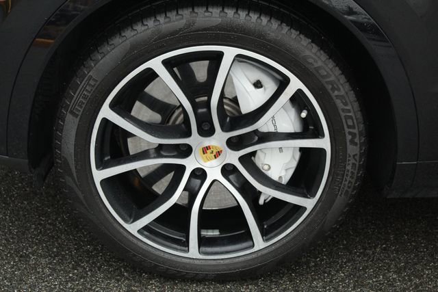 Used 2019 Porsche Cayenne Turbo image 15