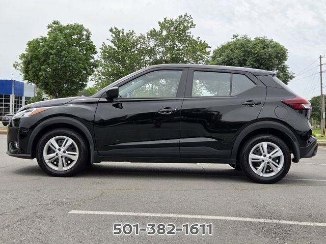 Certified 2025 Nissan Kicks Play S FWD image 8