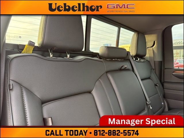 Used 2024 GMC Sierra 3500 Denali w/ Denali Reserve Package AWD/4WD image 5
