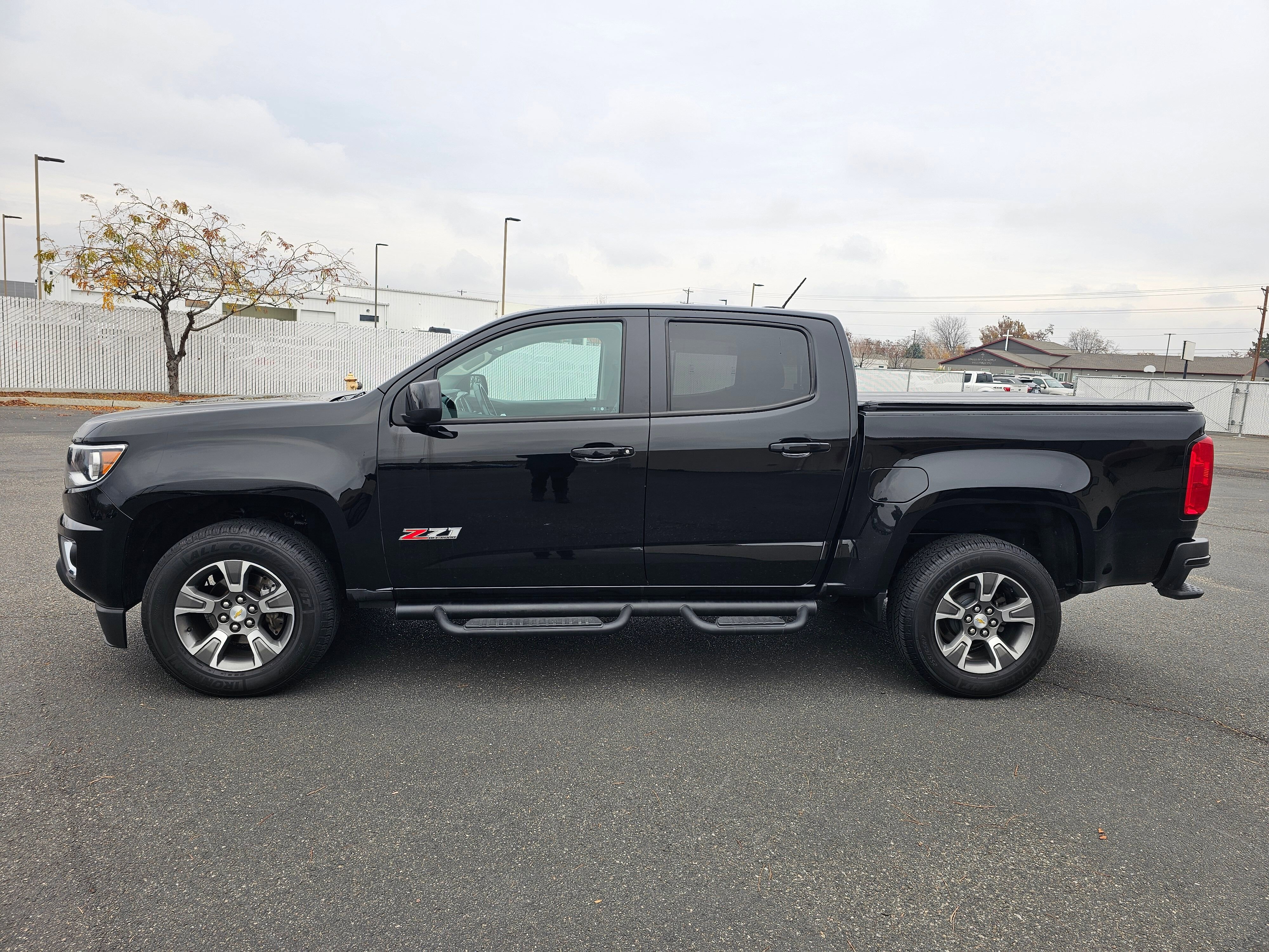 Used 2020 Chevrolet Colorado Z71 image 3