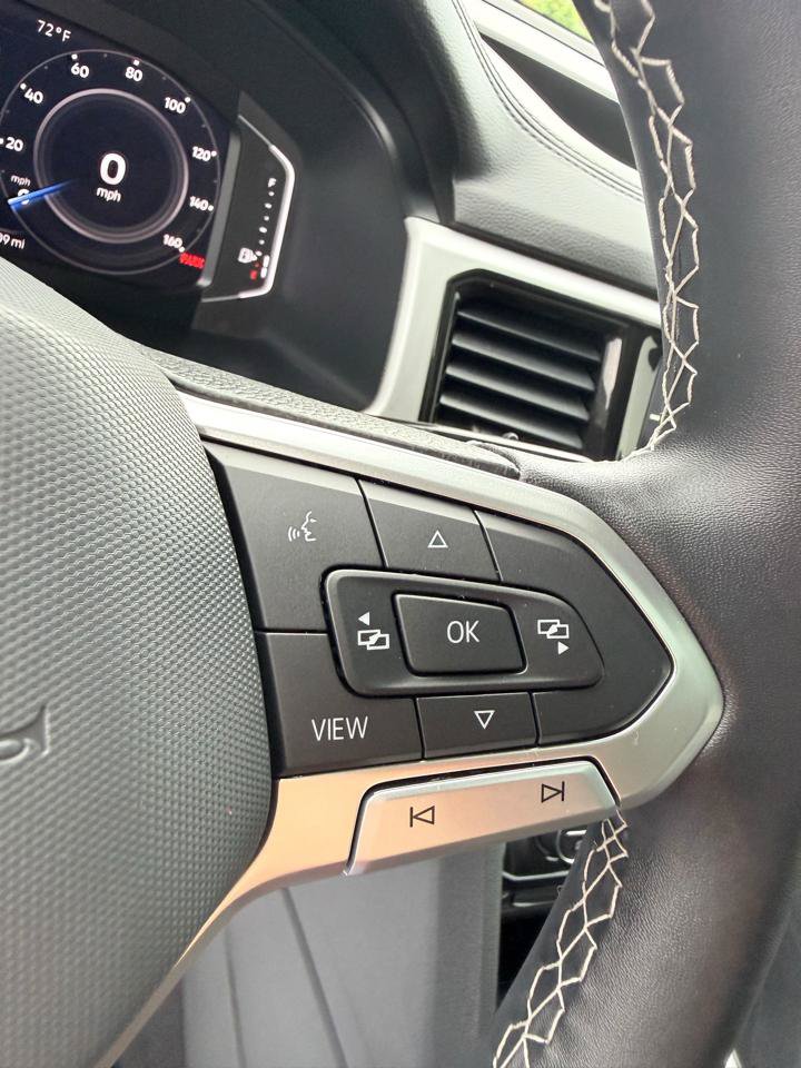 Used 2023 Volkswagen Atlas Cross Sport SE w/ Panoramic Sunroof Package FWD image 22